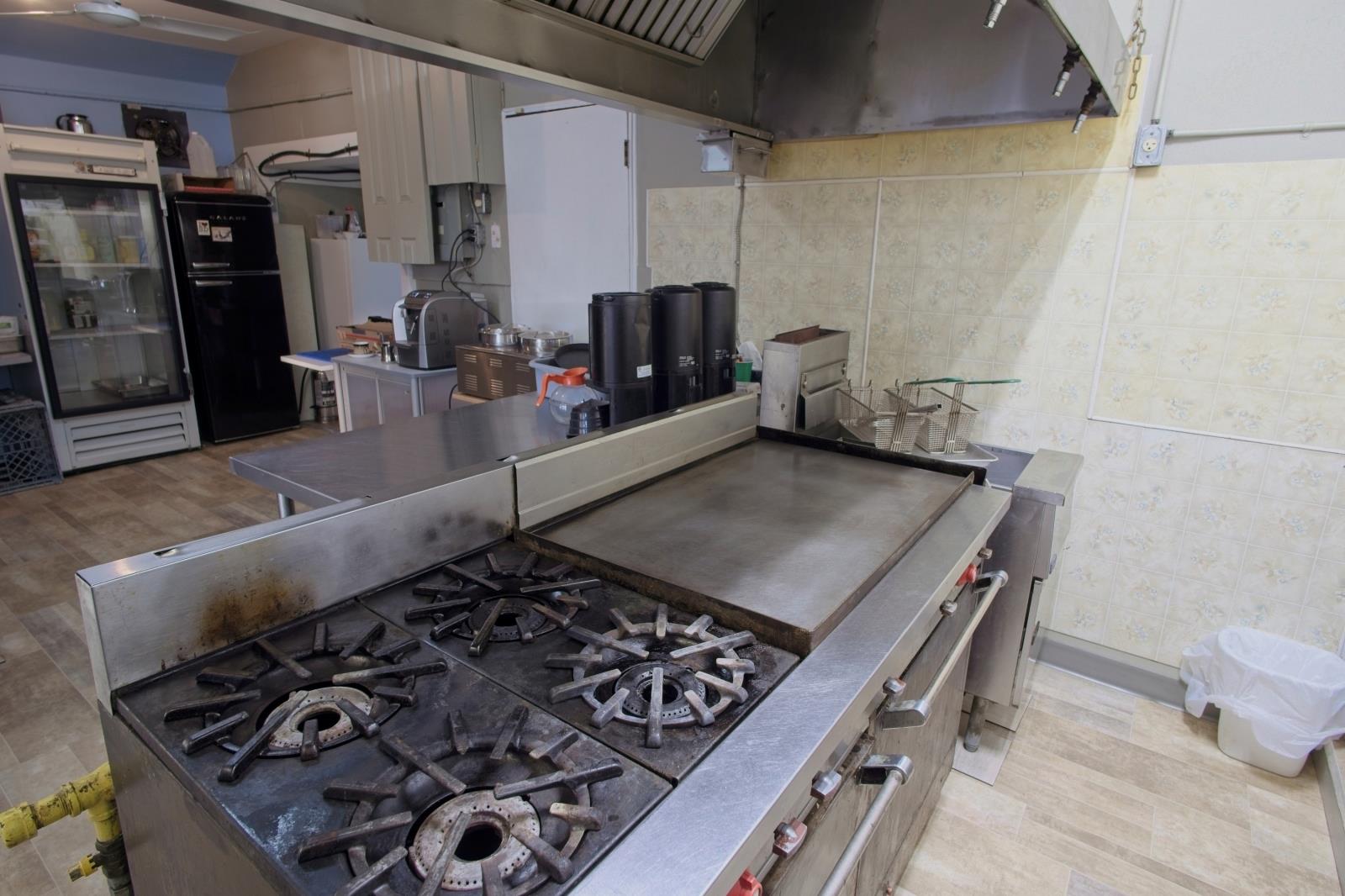 13 State Ave Property Photo 30
