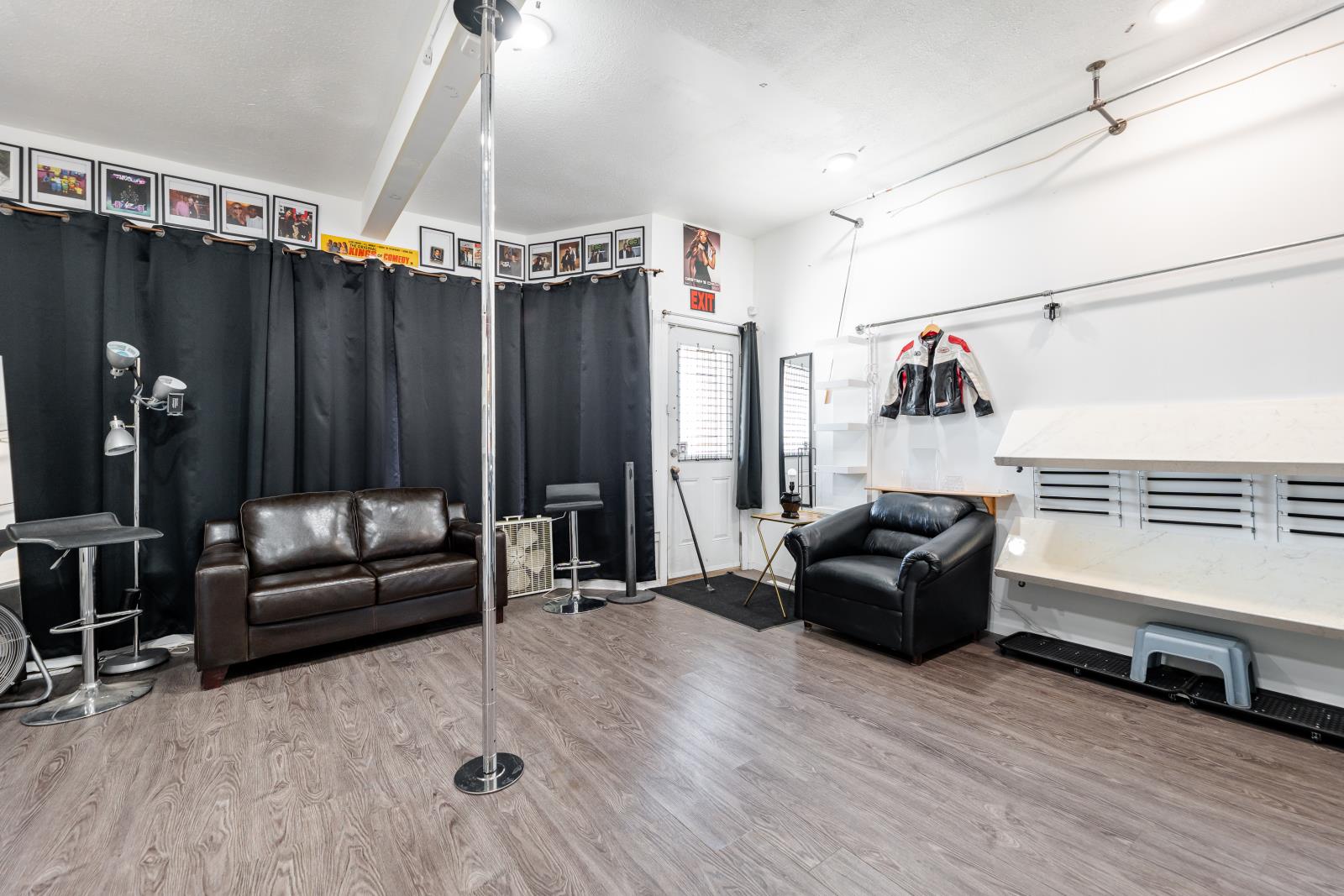 12742 Fort Road Property Photo 4