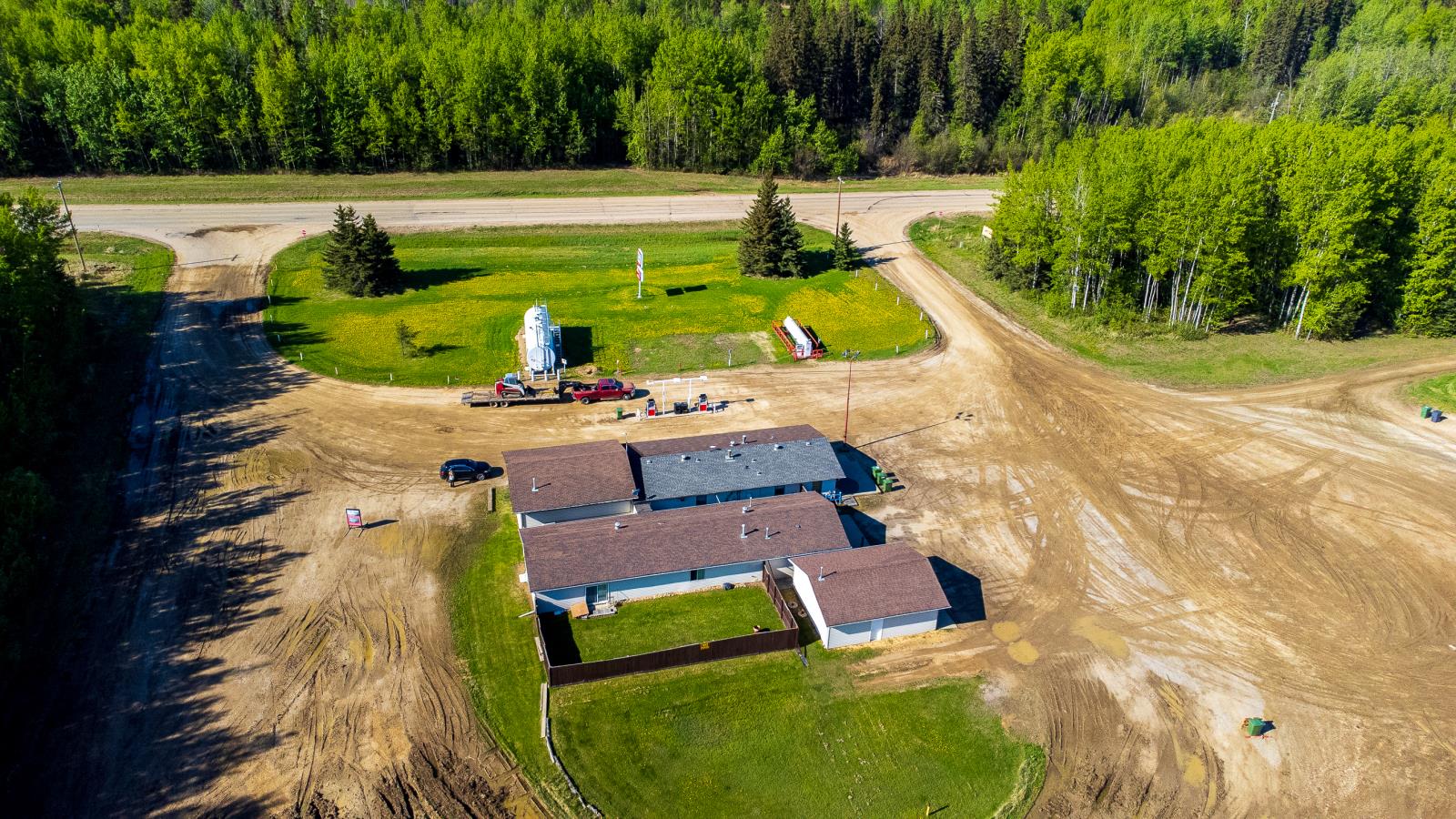 Hwy# 813, Ab Property Photo 36