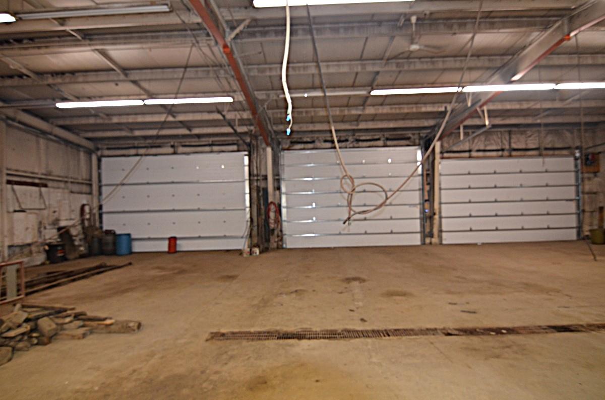 5018 52 Ave Property Photo 18