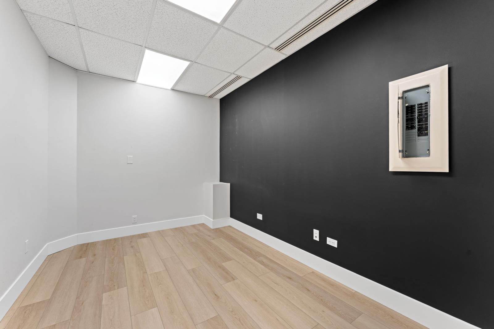 10509 81 Avenue Nw Property Photo 5
