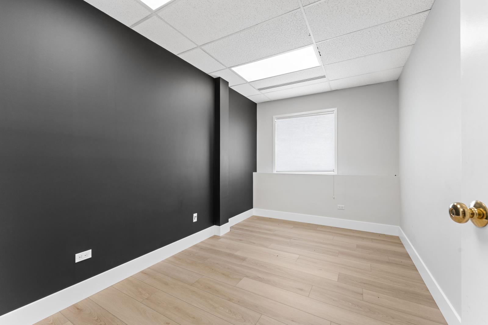 10509 81 Avenue Nw Property Photo 8