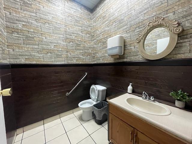 6258 99 Street Sw Property Photo 7
