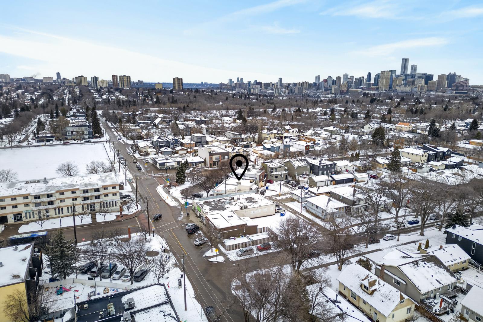 8813 92 St Nw Property Photo 4