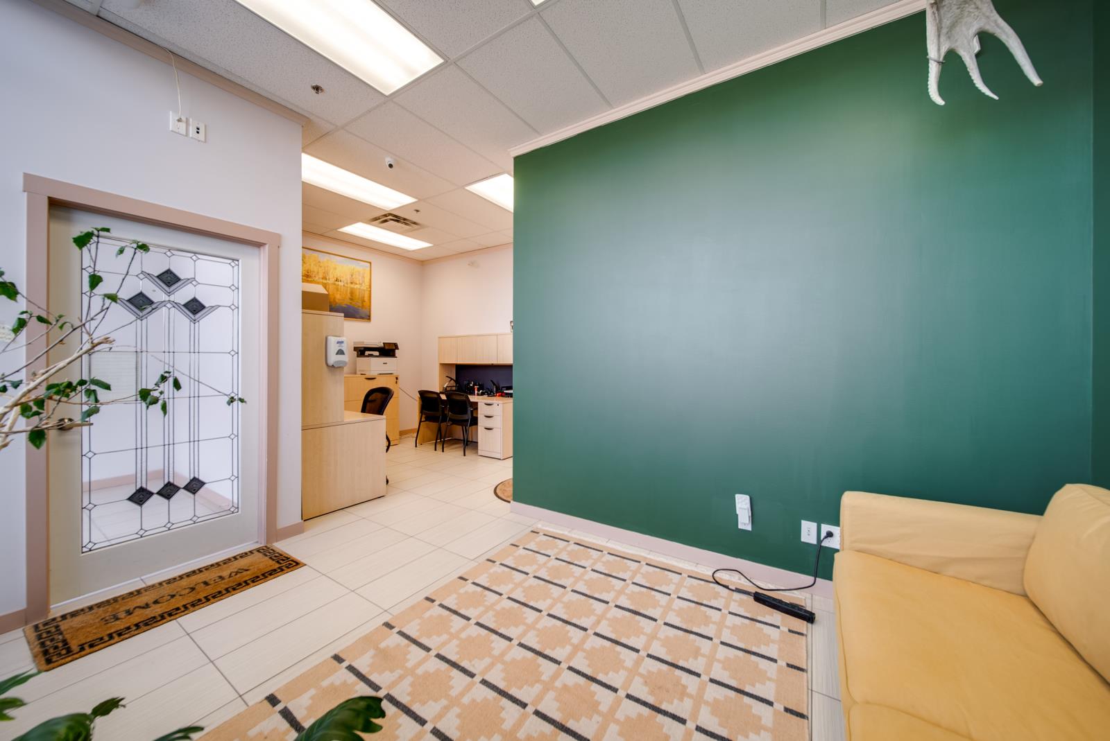 16632 71 Street Property Photo 5