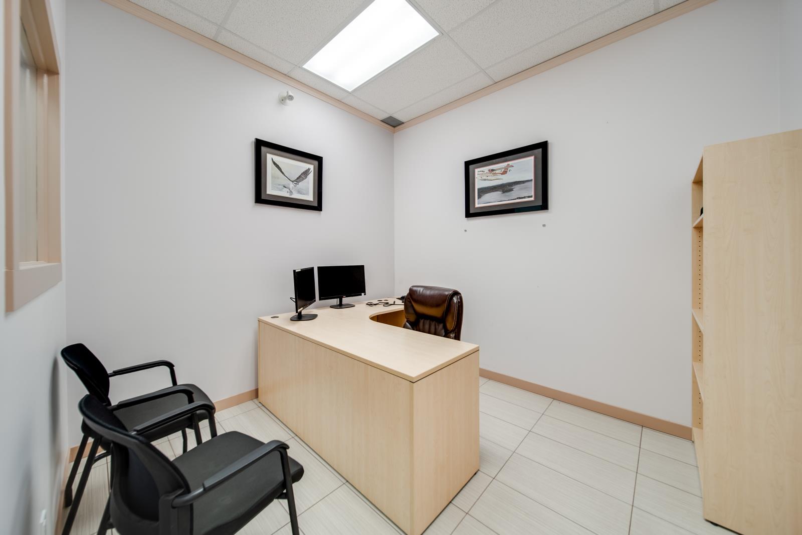 16632 71 Street Property Photo 14