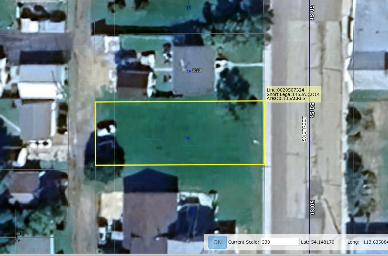 5028 50 Street Property Photo 3