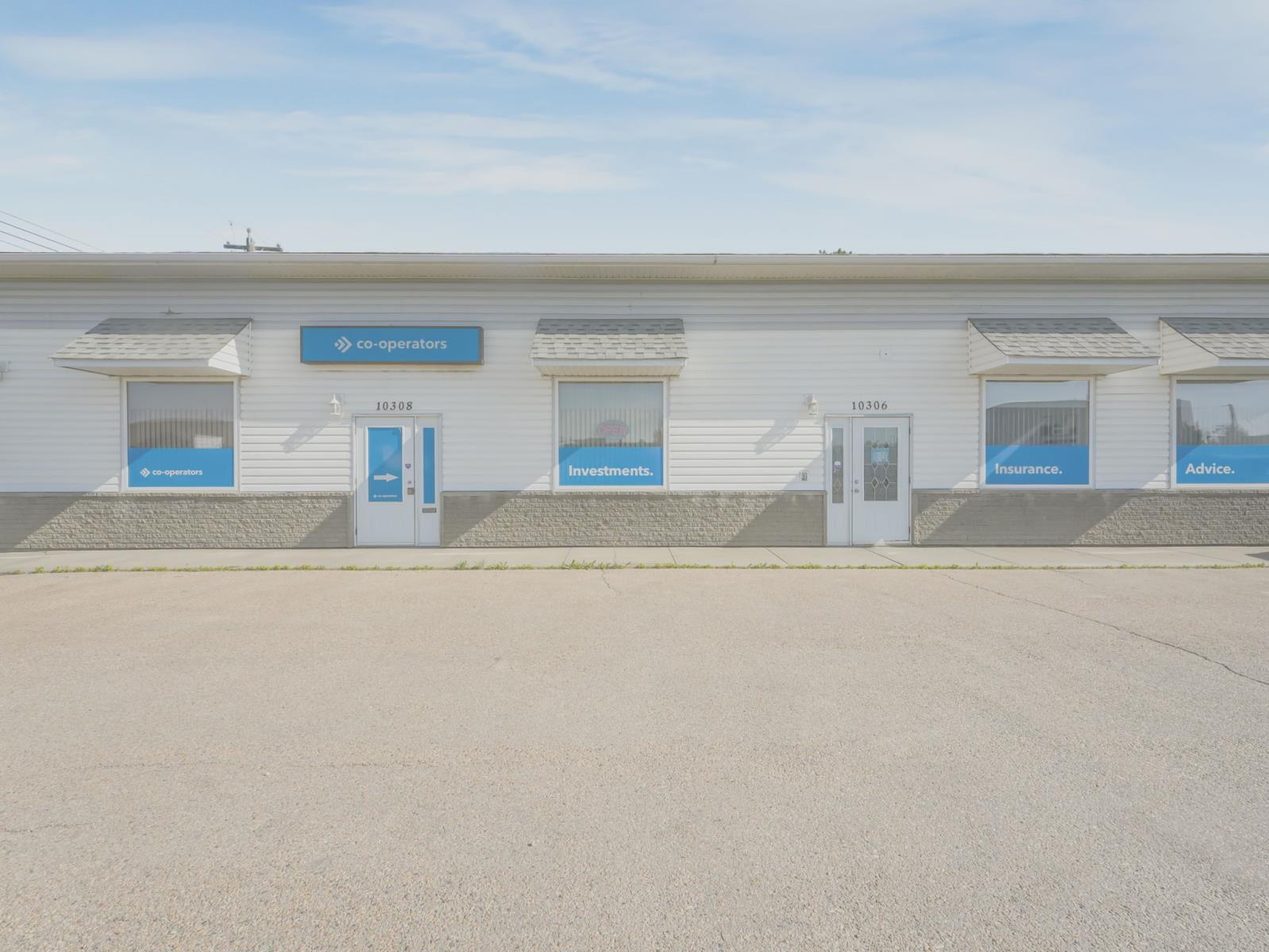 10306 100 Avenue Property Photo 5