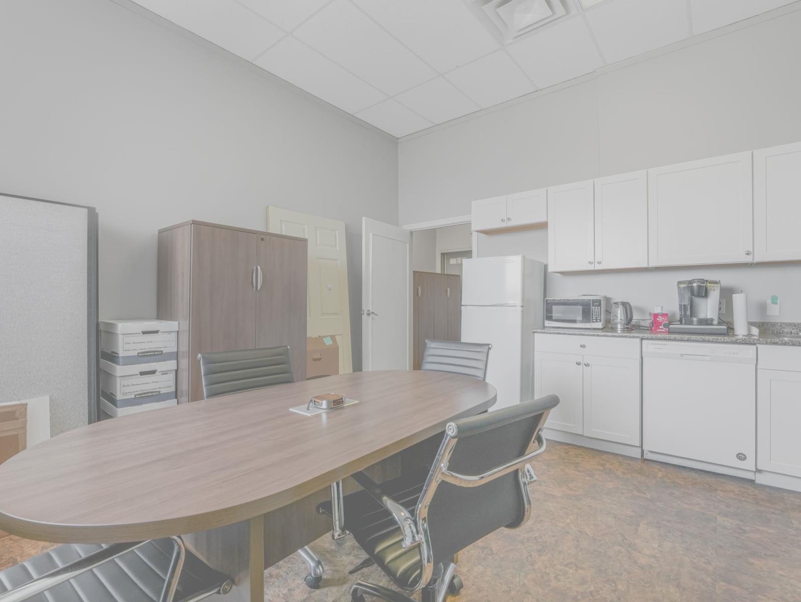 10306 100 Avenue Property Photo 21