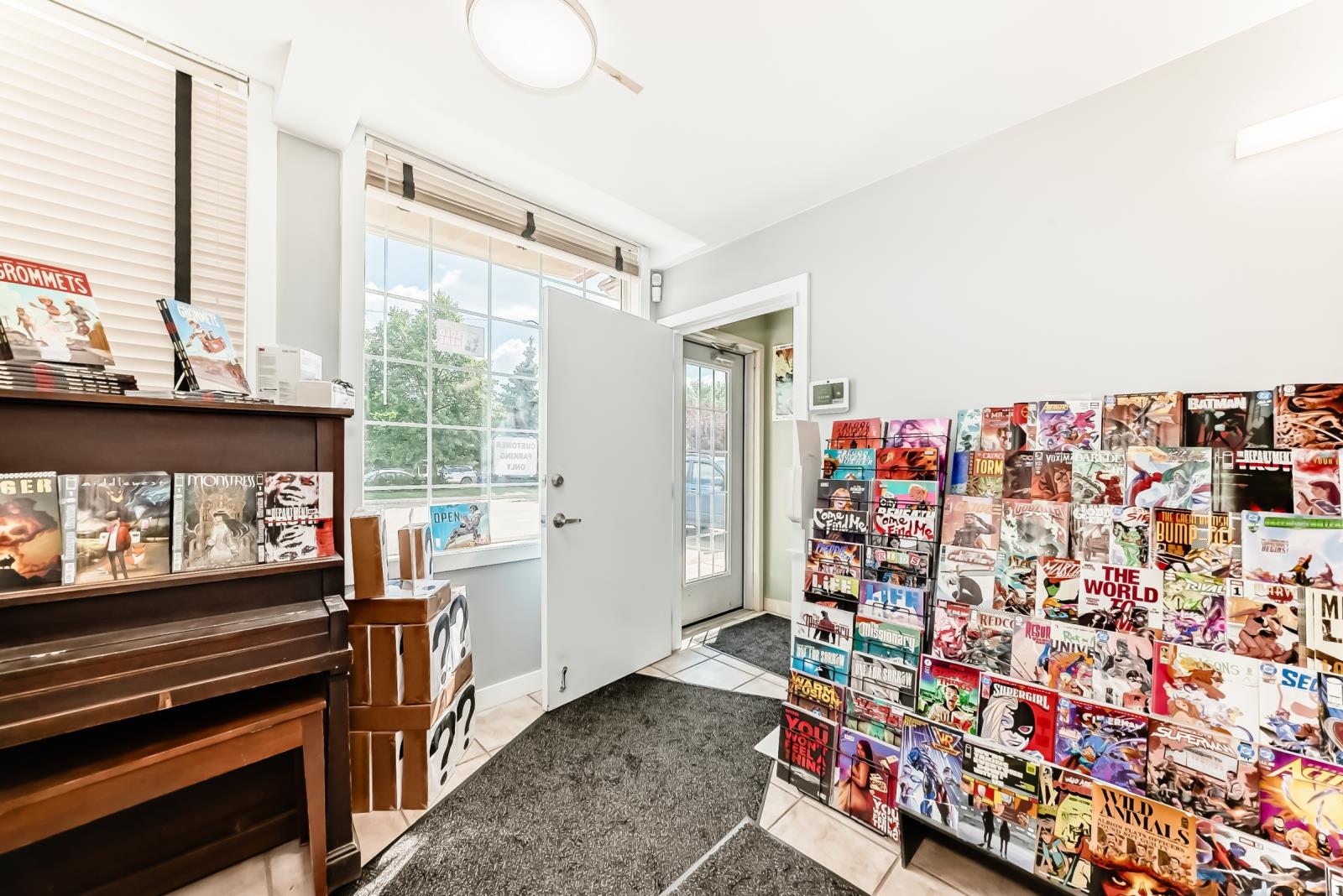 10086 164 St Nw Property Photo 2