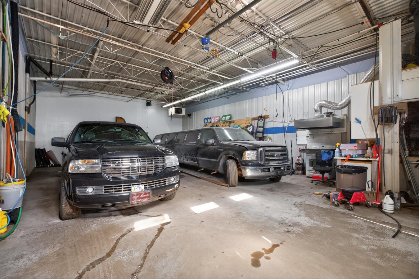 12525 127 Street Property Photo 9