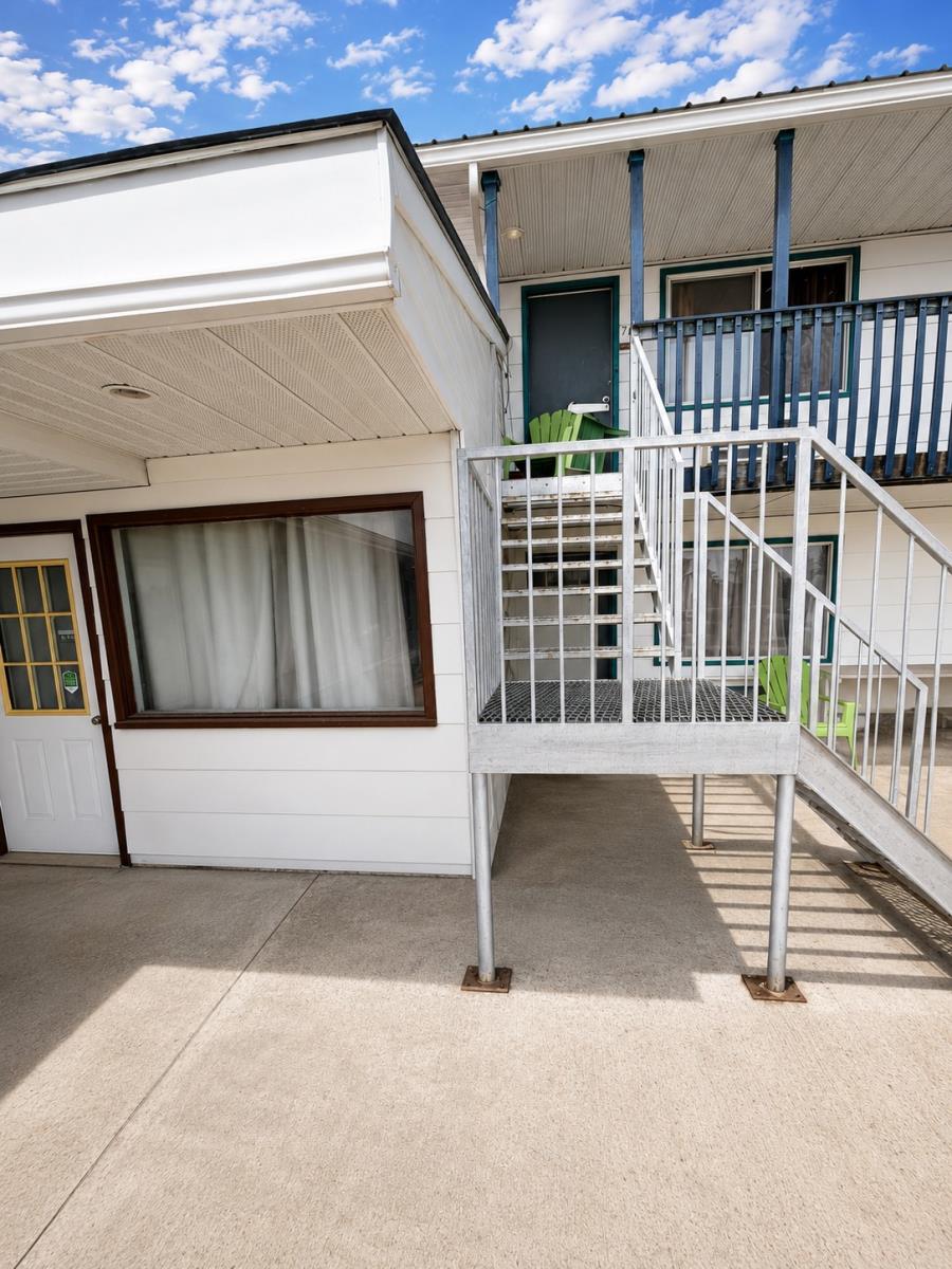 4731 - 48 Street, Ab T0b 2w0 Property Photo 4