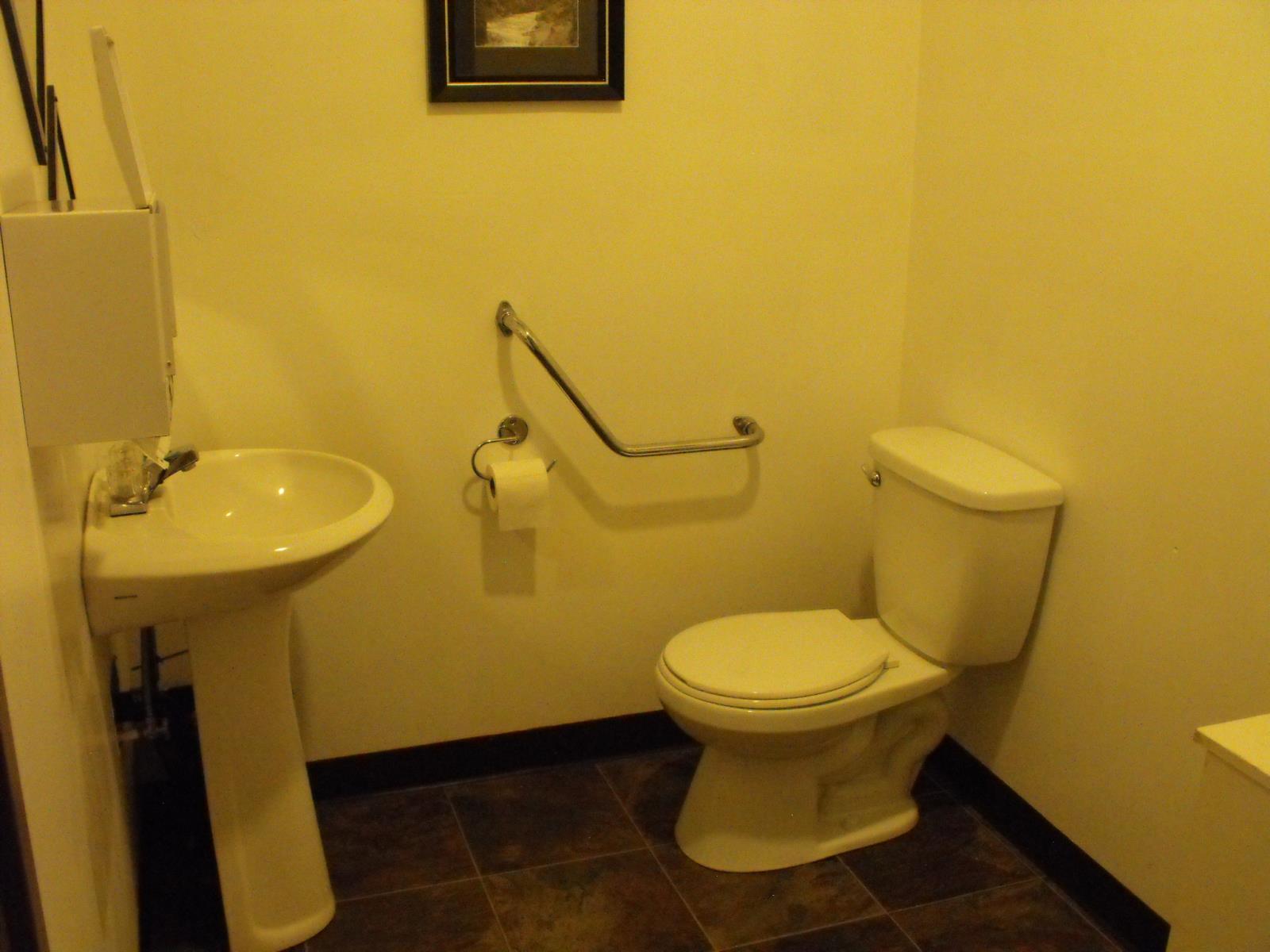 18 Centre Street Property Photo 17