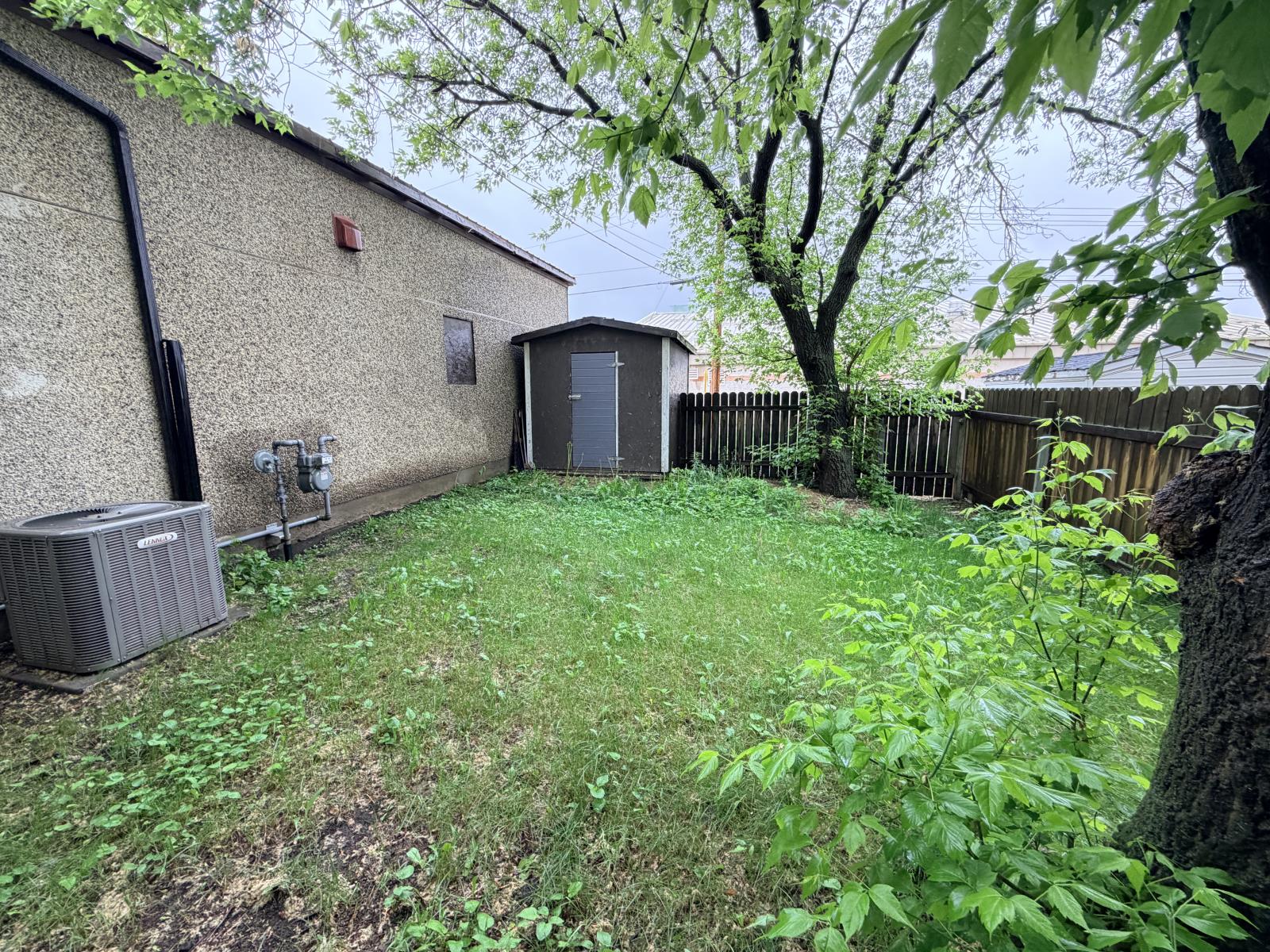 9904-9906 105 Street Property Photo 46