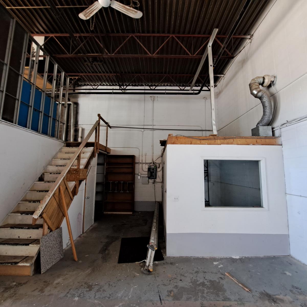5600 103a St Property Photo 15