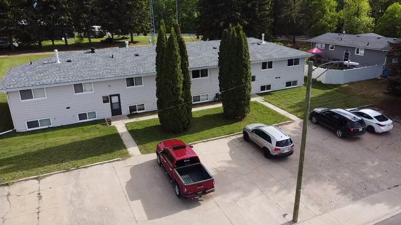 4709 53 Avenue Property Photo 21