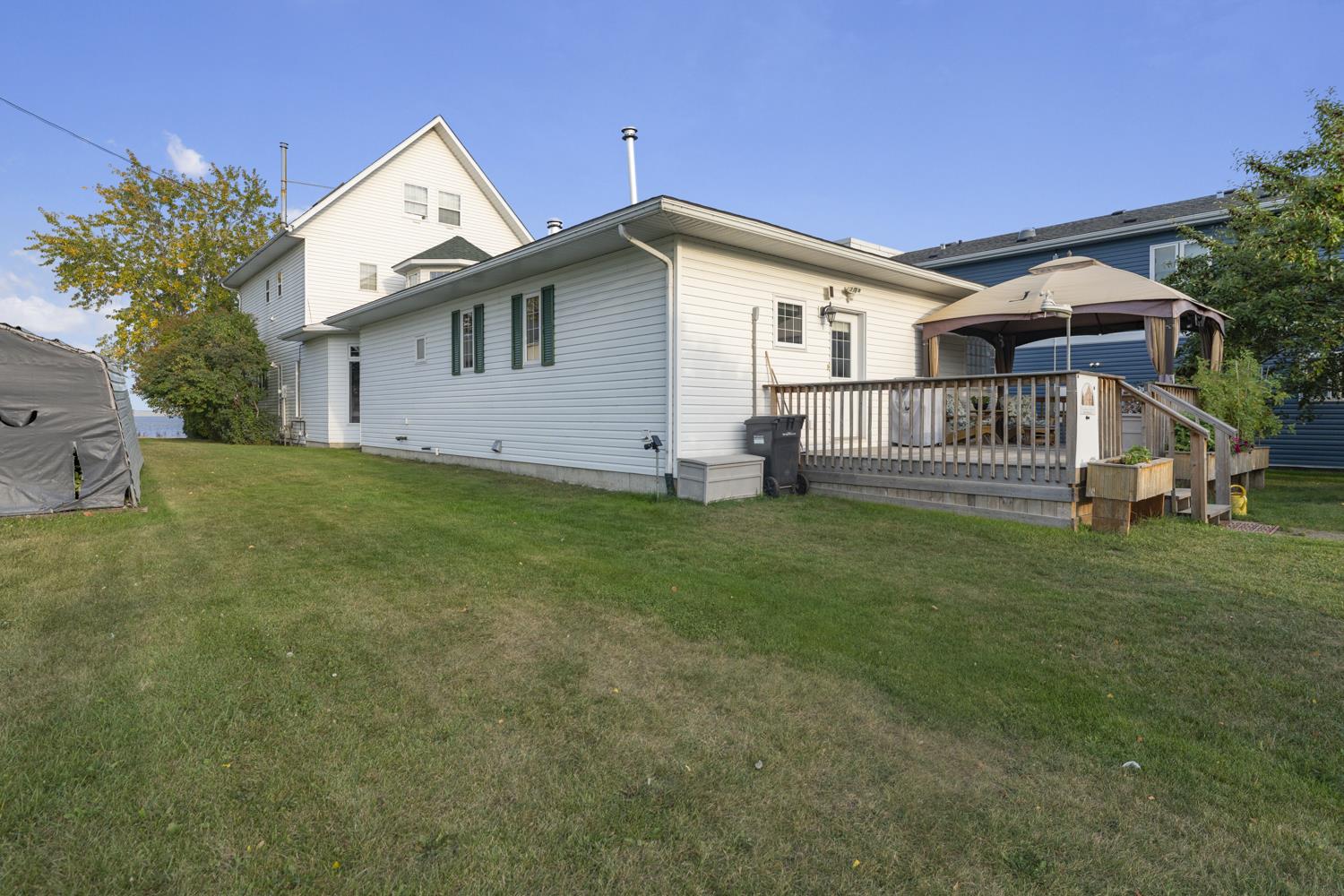 607 Lakeshore Drive Property Photo 13