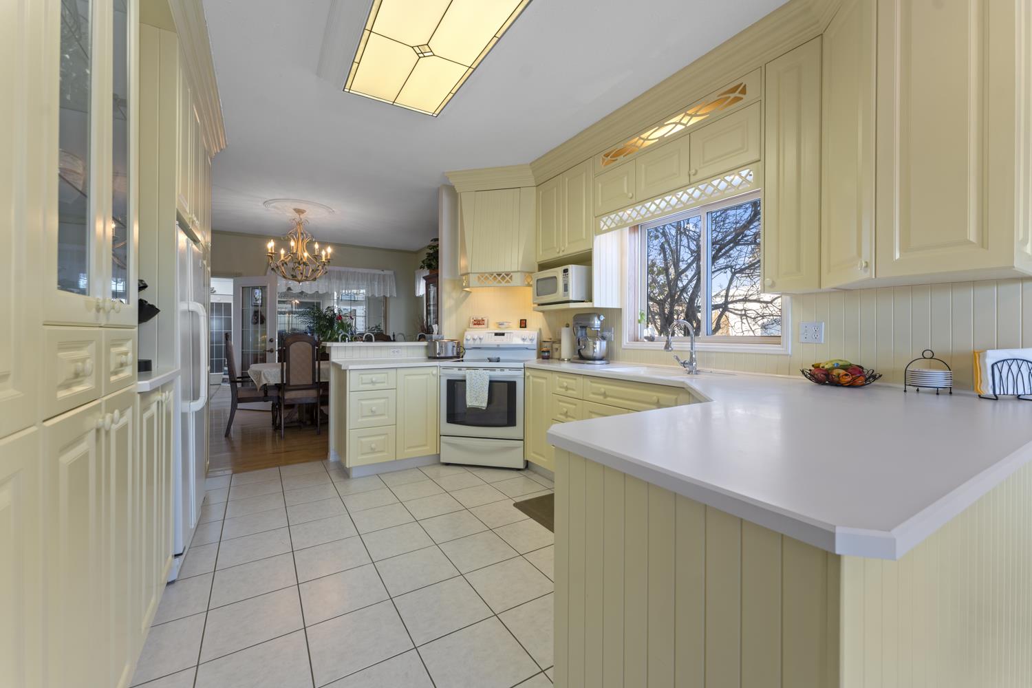 607 Lakeshore Drive Property Photo 23