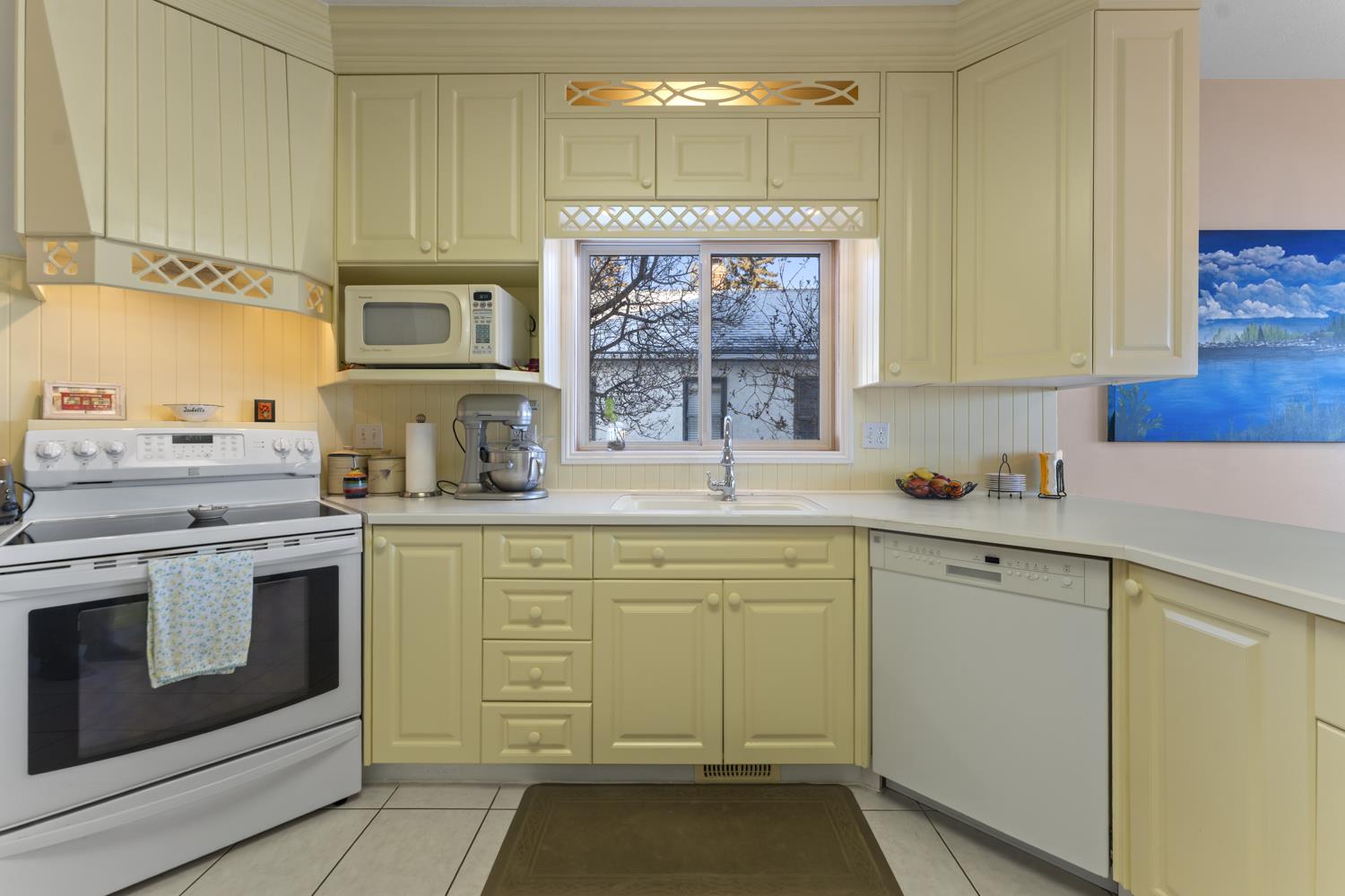 607 Lakeshore Drive Property Photo 24