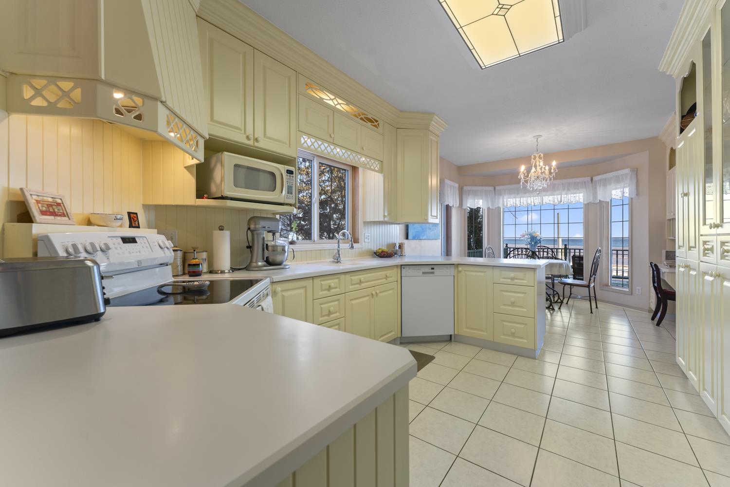 607 Lakeshore Drive Property Photo 27