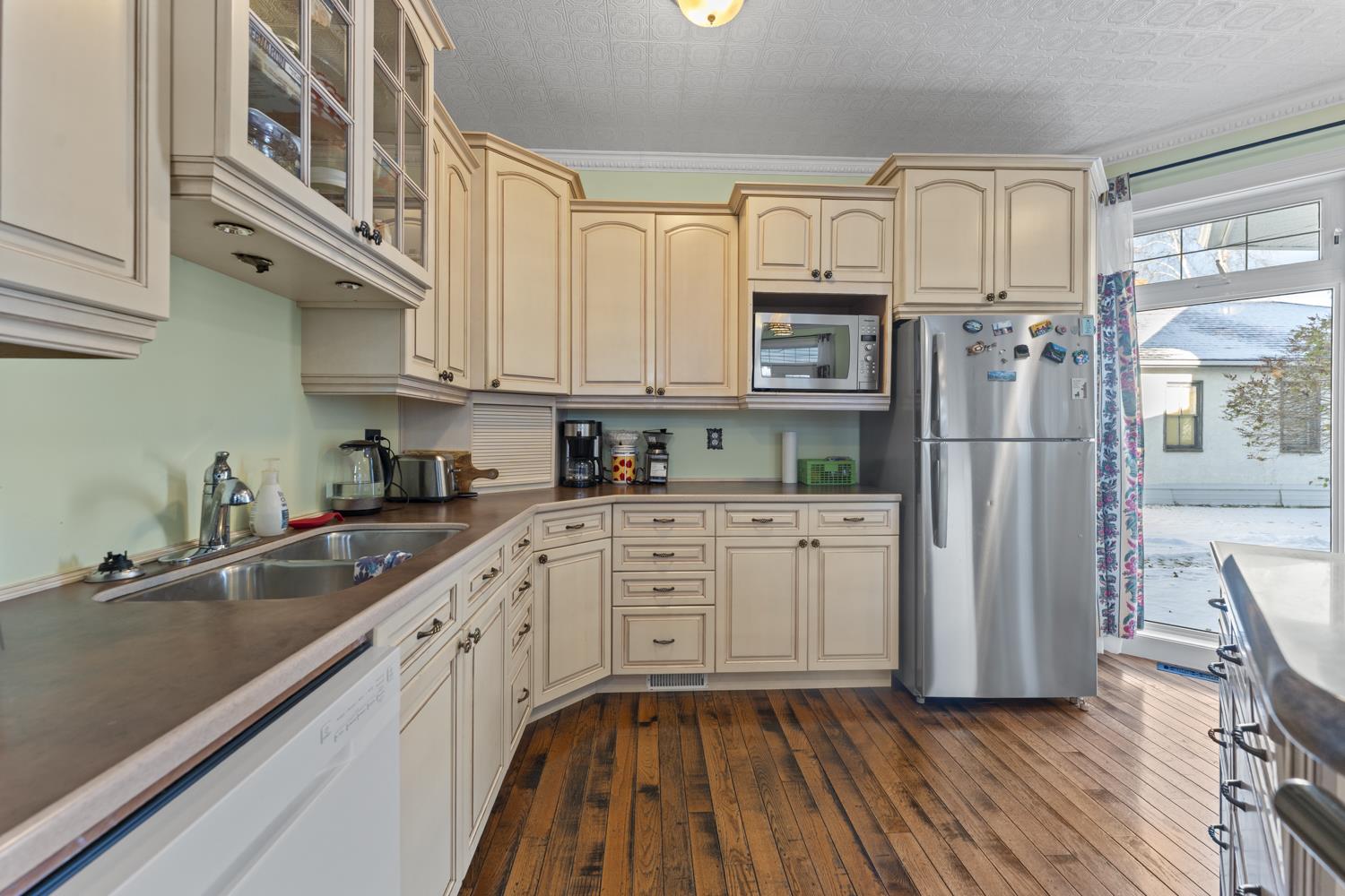 607 Lakeshore Drive Property Photo 44