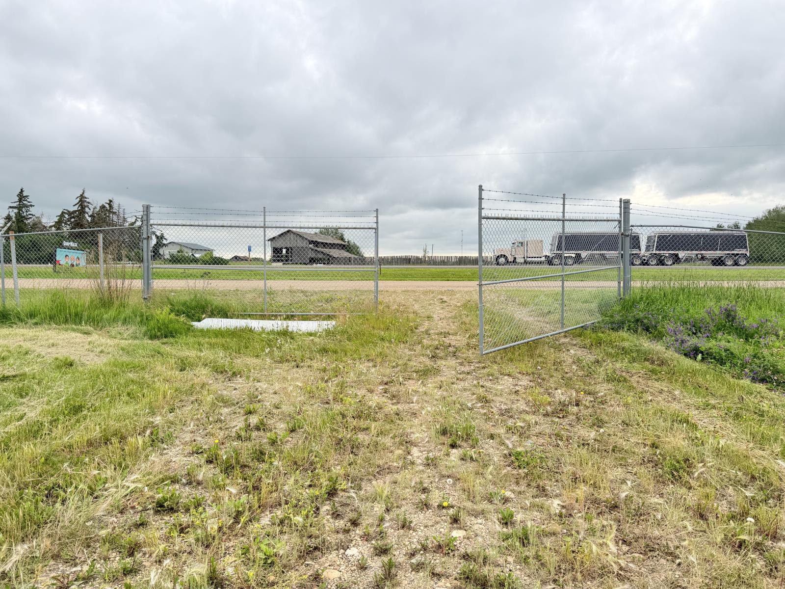 25-59422 Hwy 44 Property Photo 7