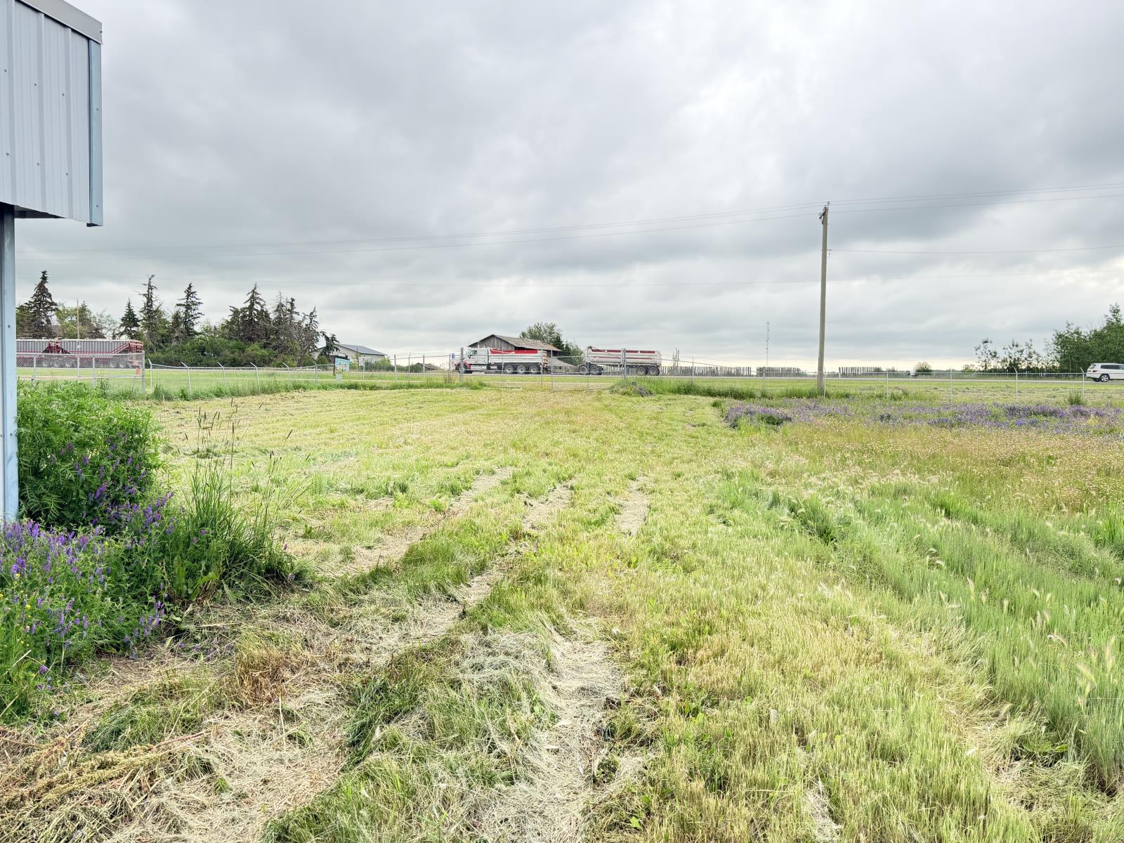 25-59422 Hwy 44 Property Photo 13