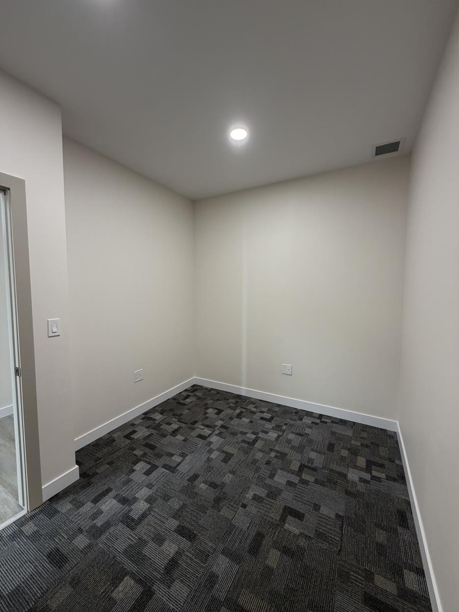 102 Property Photo 5