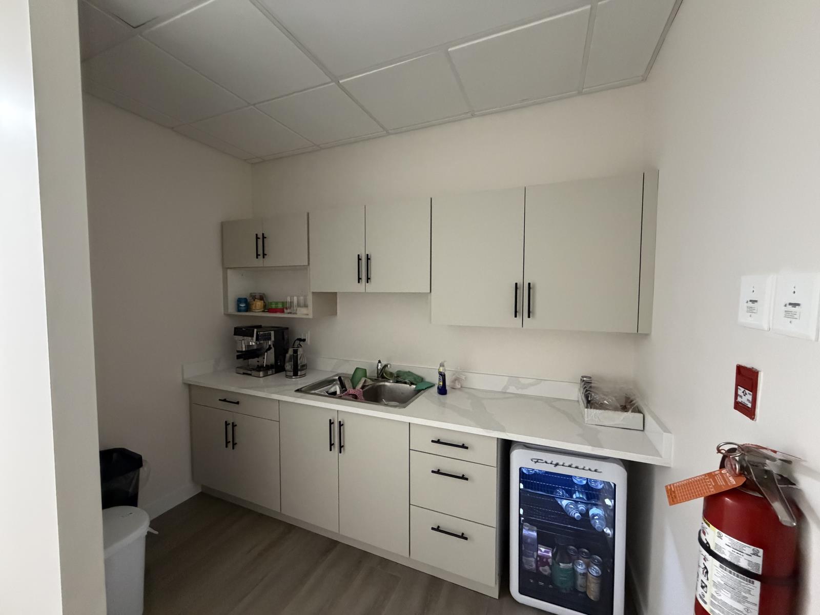 102 Property Photo 8