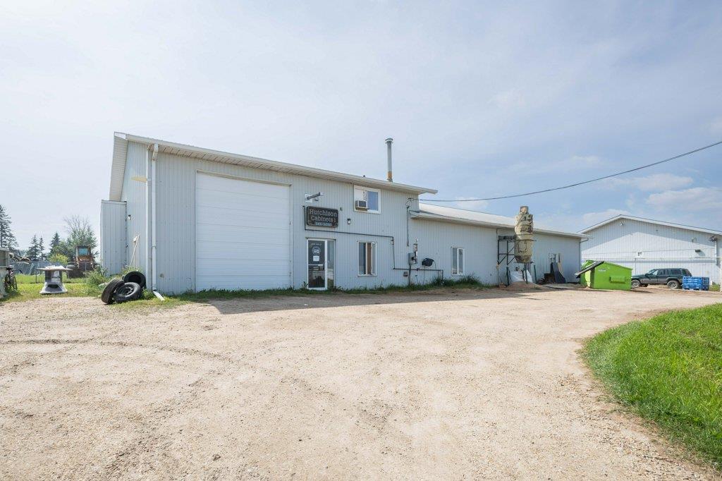 9407 109 St Property Photo 5