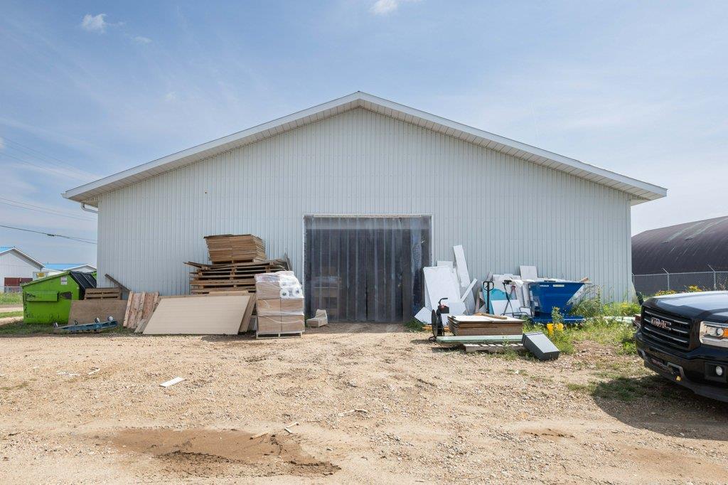 9407 109 St Property Photo 10