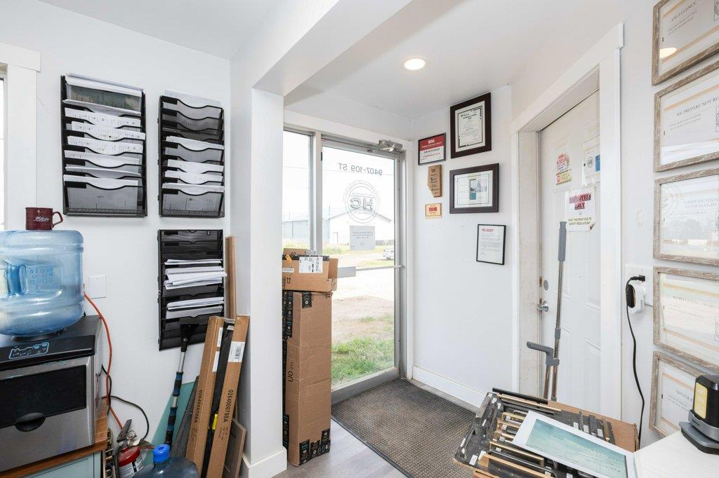 9407 109 St Property Photo 12