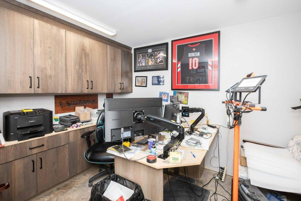 9407 109 St Property Photo 18