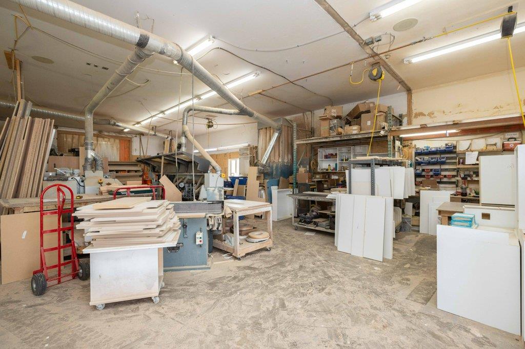 9407 109 St Property Photo 47
