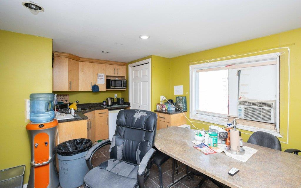 9407 109 St Property Photo 52
