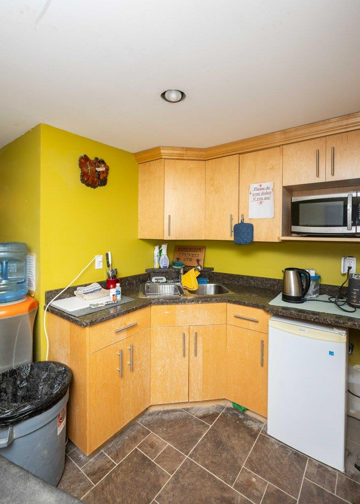 9407 109 St Property Photo 54