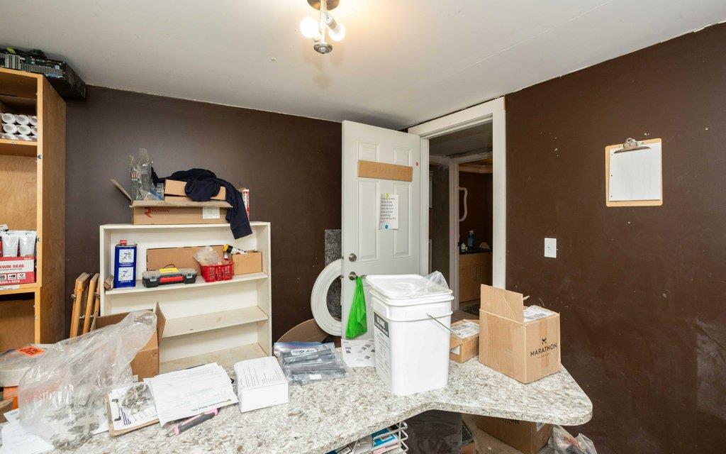 9407 109 St Property Photo 58