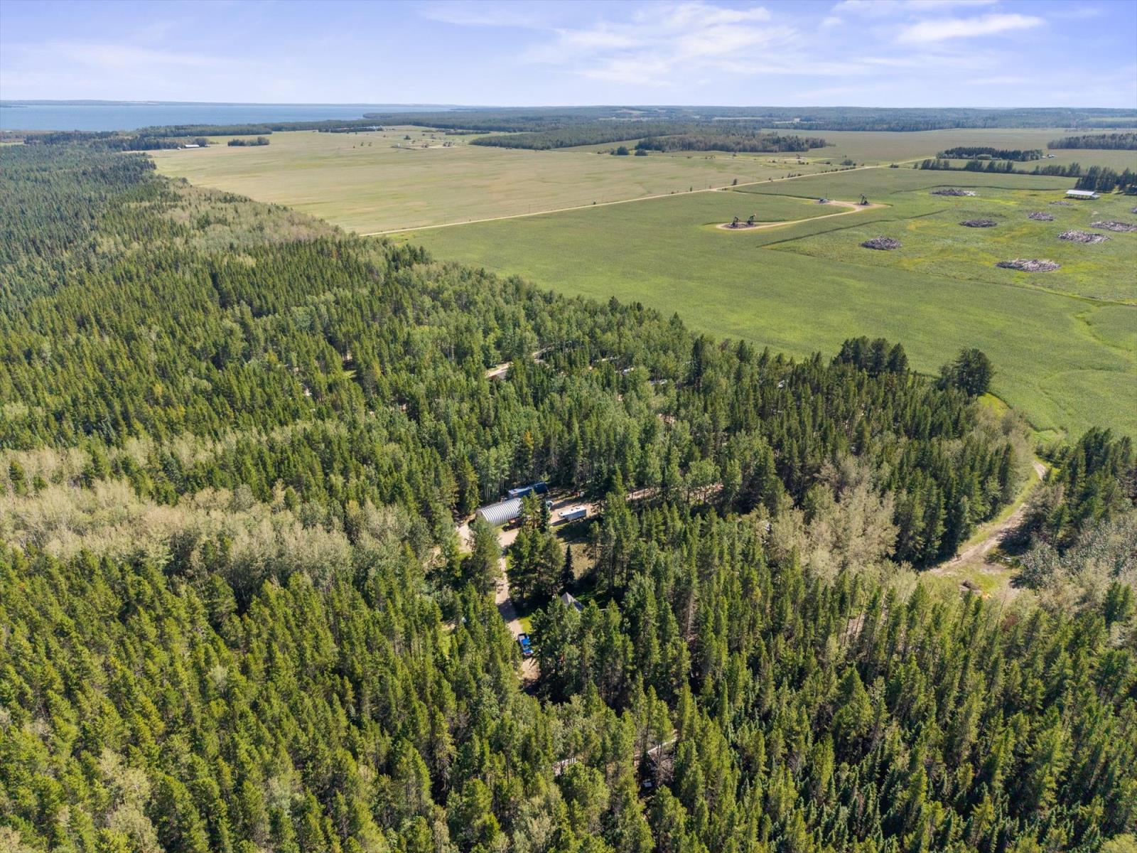 472044 Range Rd 23 Property Photo 12