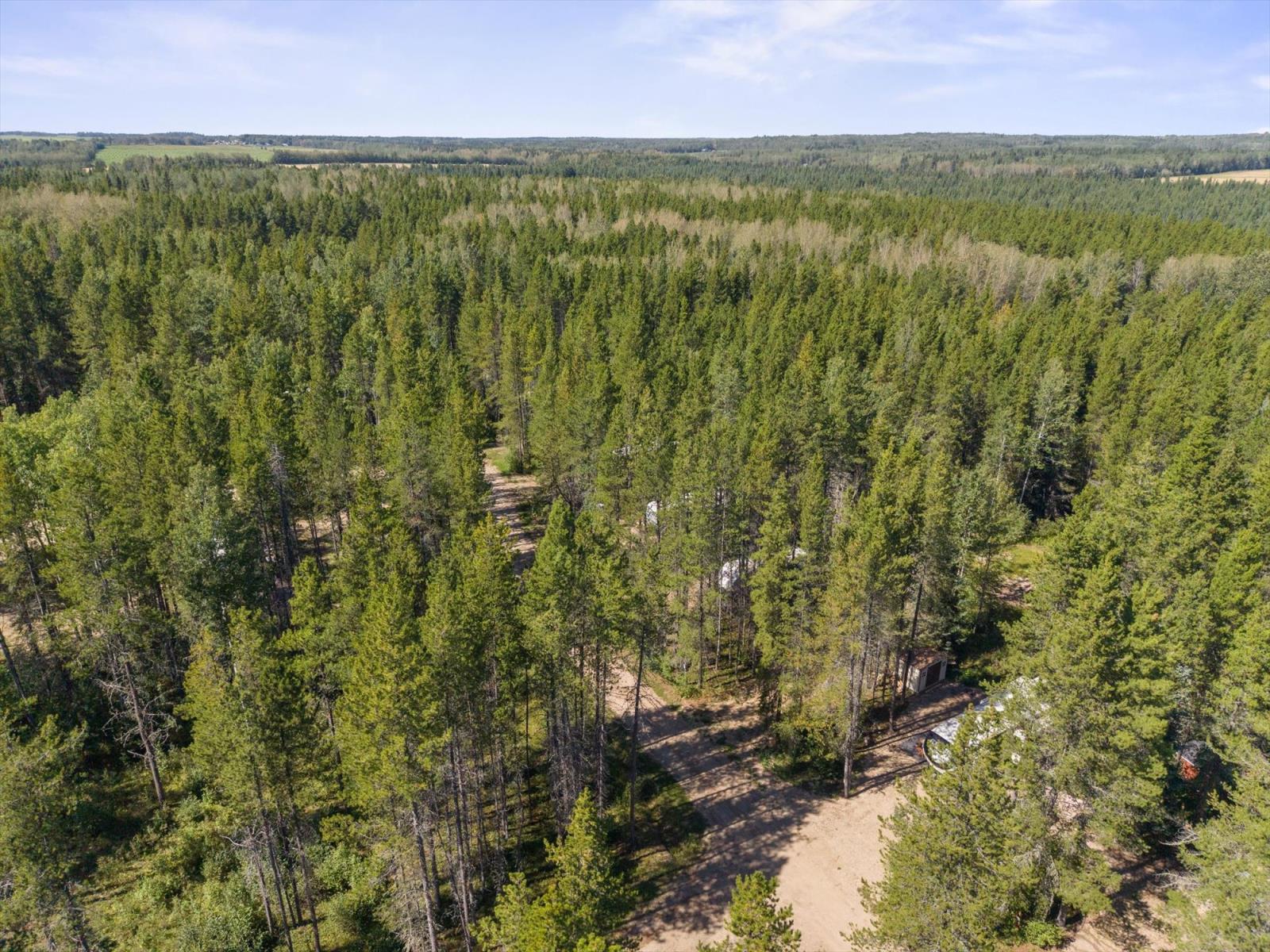 472044 Range Rd 23 Property Photo 17