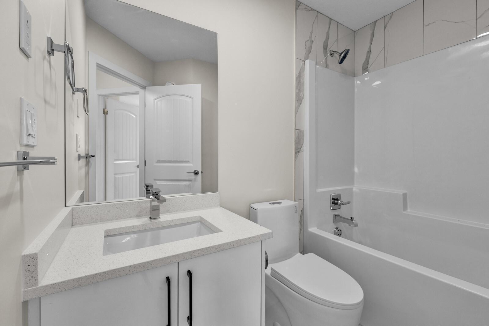 11730-32 90 St Nw Property Photo 5
