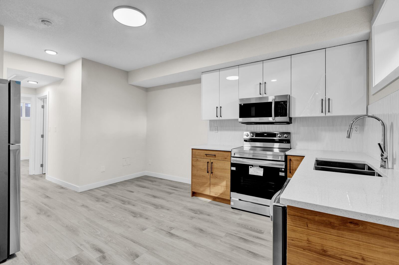 11730-32 90 St Nw Property Photo 6