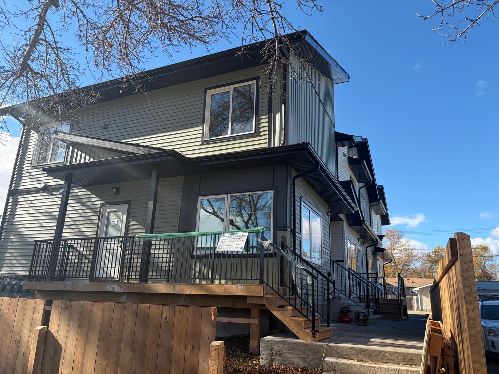 11818 37 Street Property Photo 1