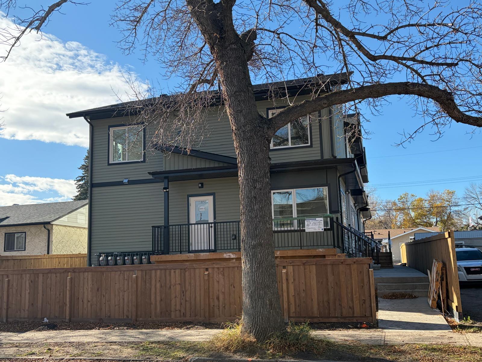 11818 37 Street Property Photo 17