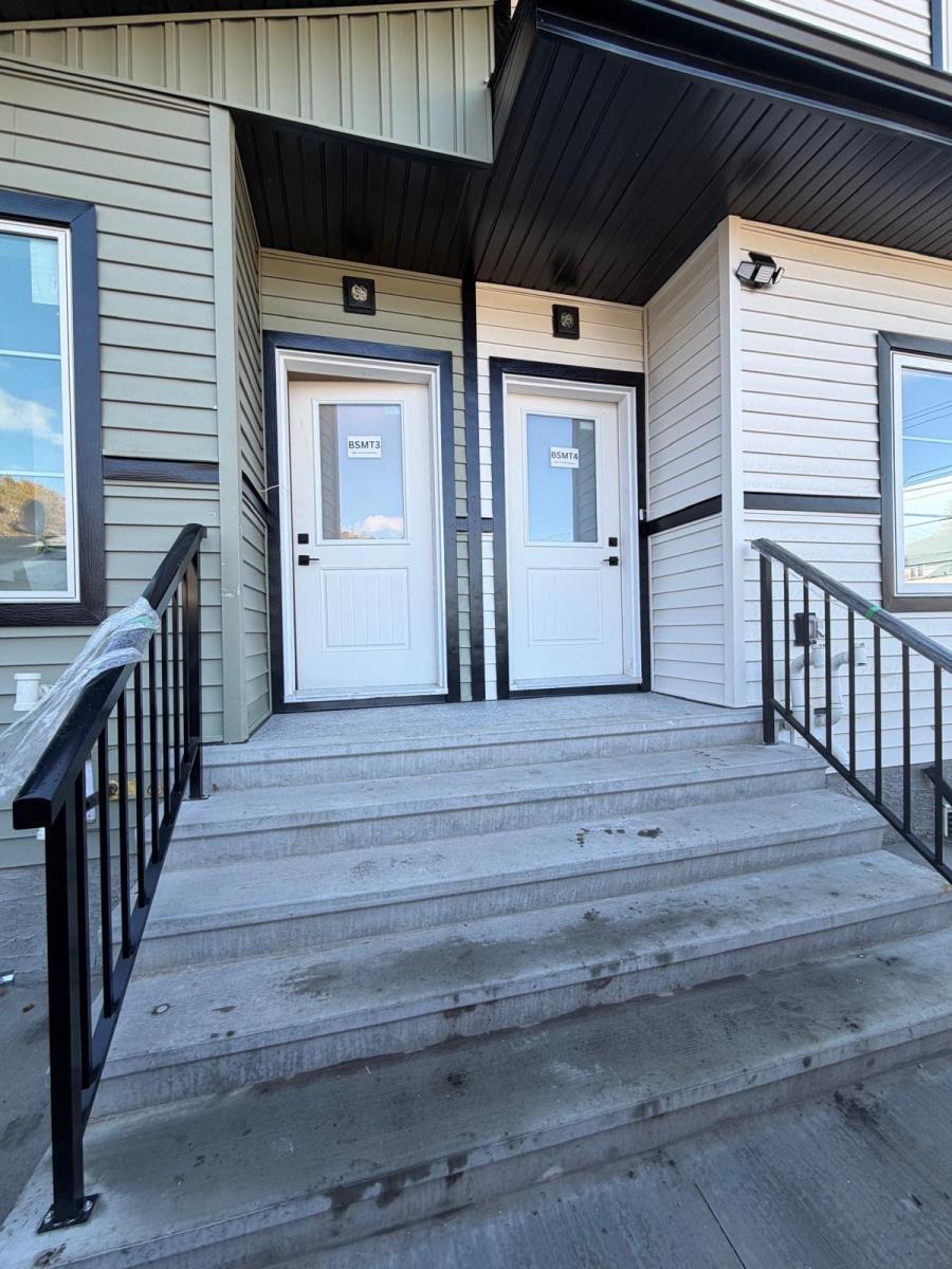 11818 37 Street Property Photo 19
