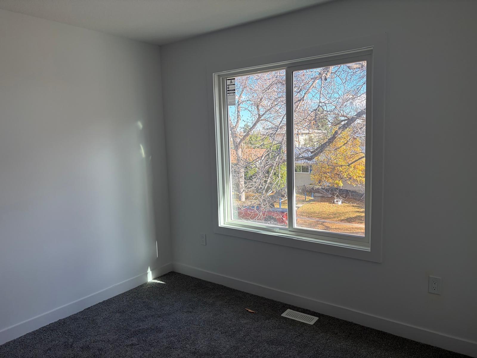 11818 37 Street Property Photo 25