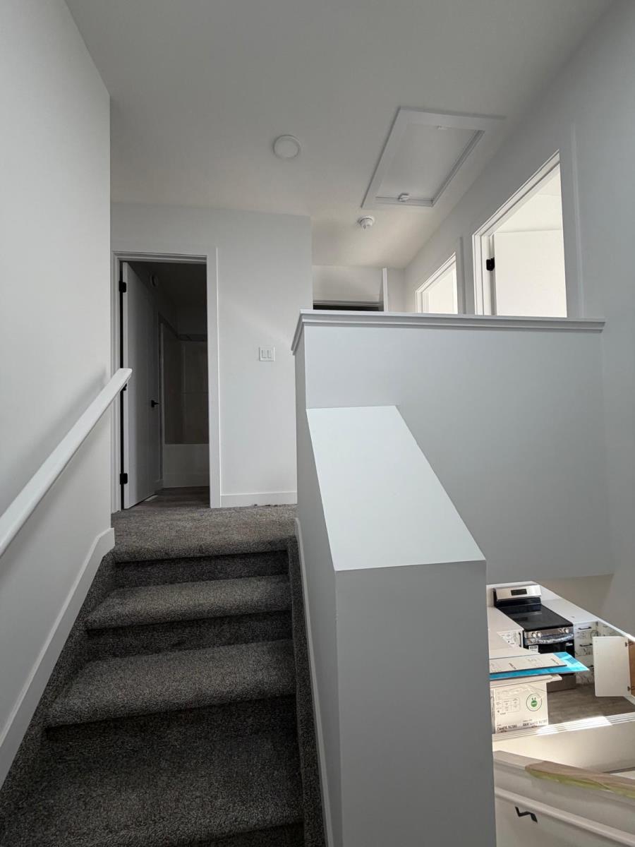 11818 37 Street Property Photo 30