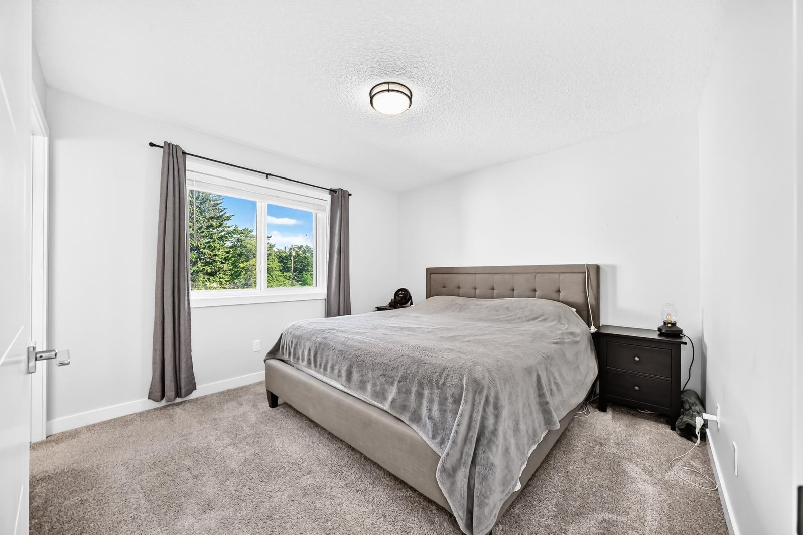 7513 89 Street Property Photo 28