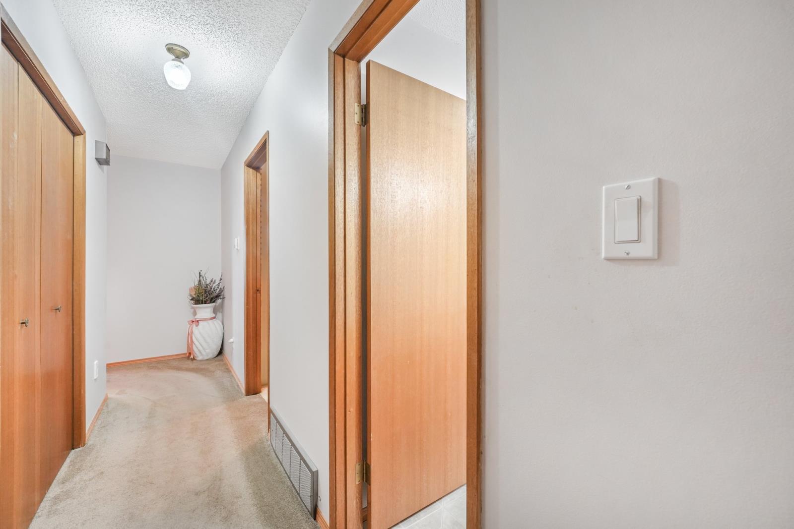 55120 Highway 2 Property Photo 5