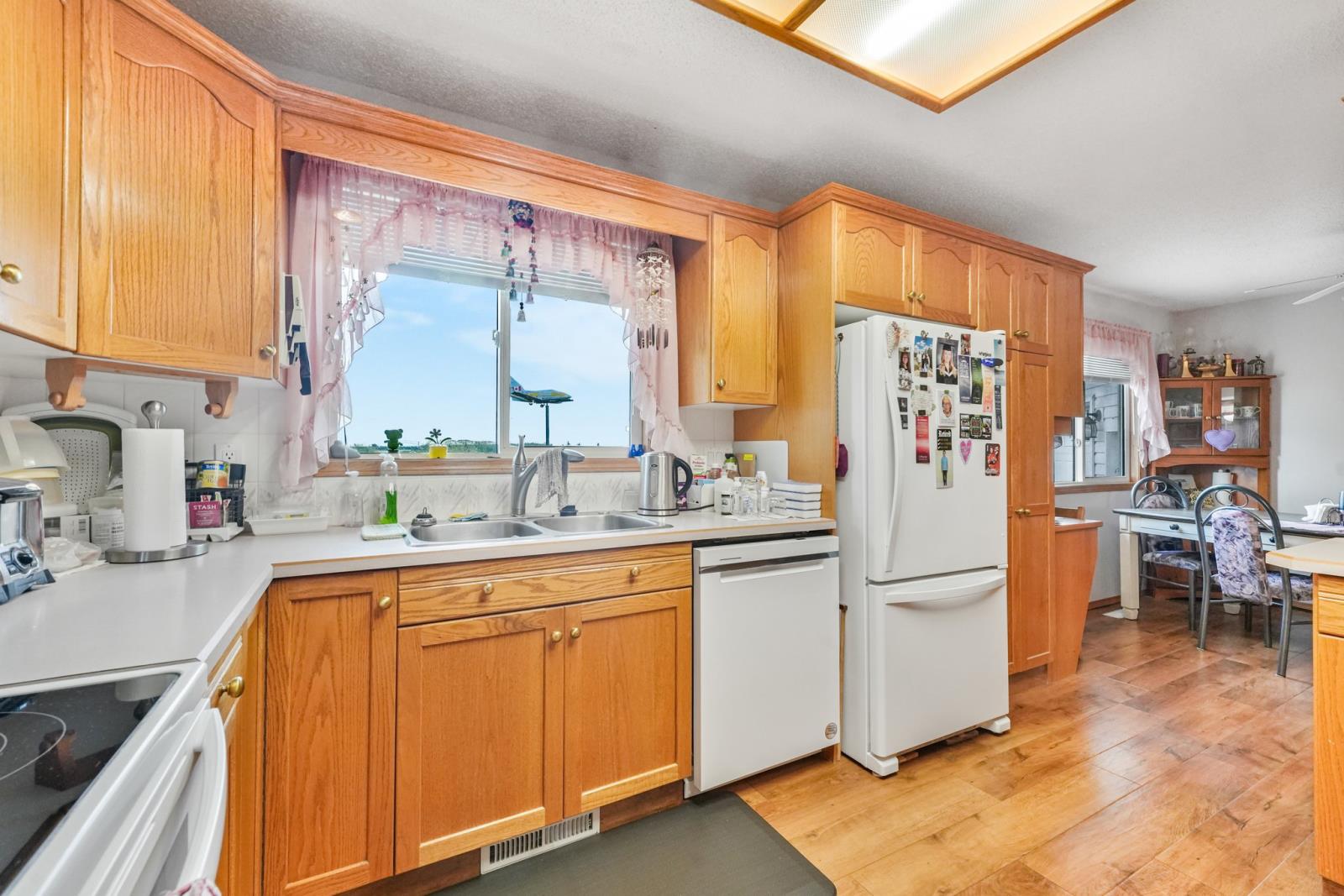 55120 Highway 2 Property Photo 13