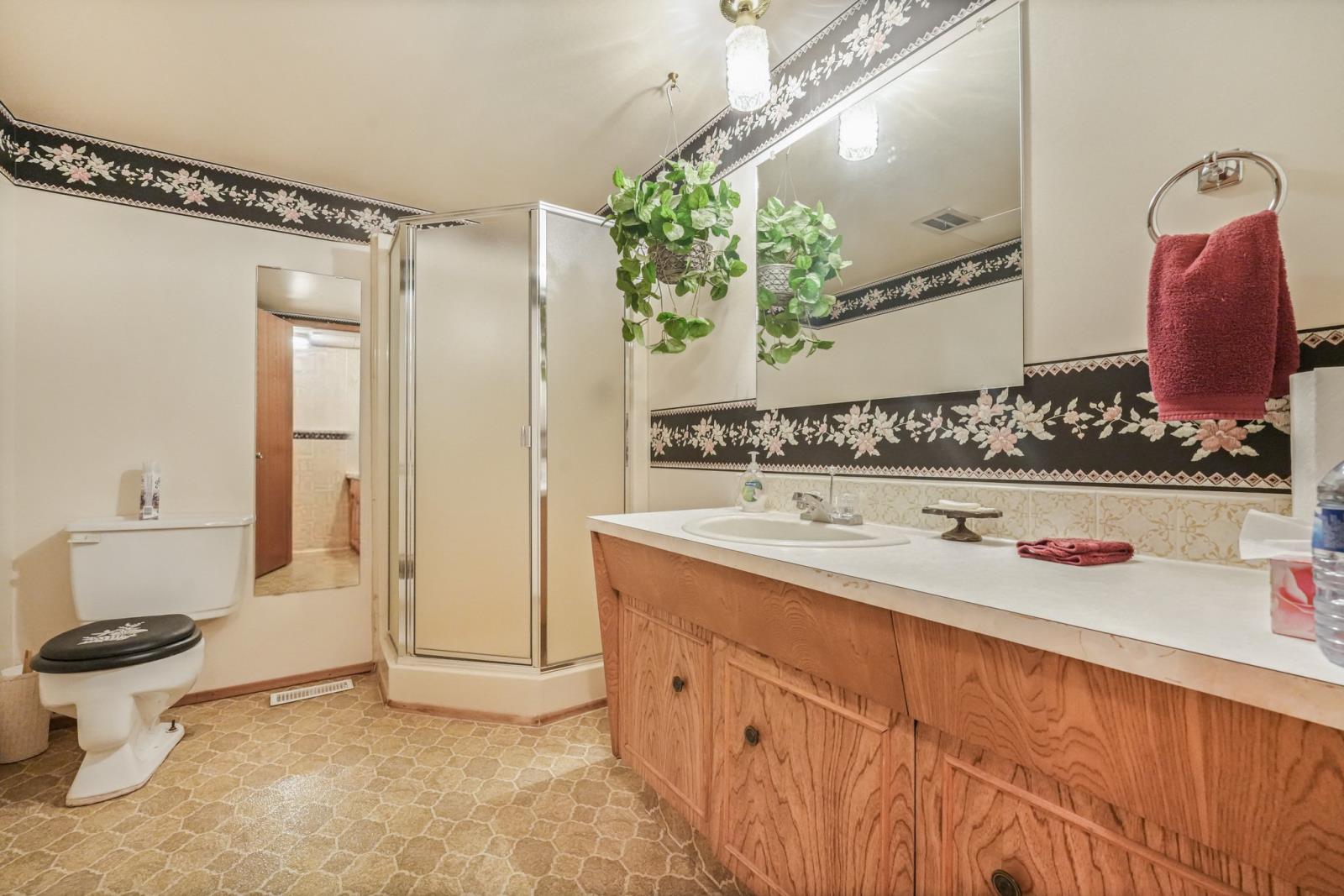 55120 Highway 2 Property Photo 24
